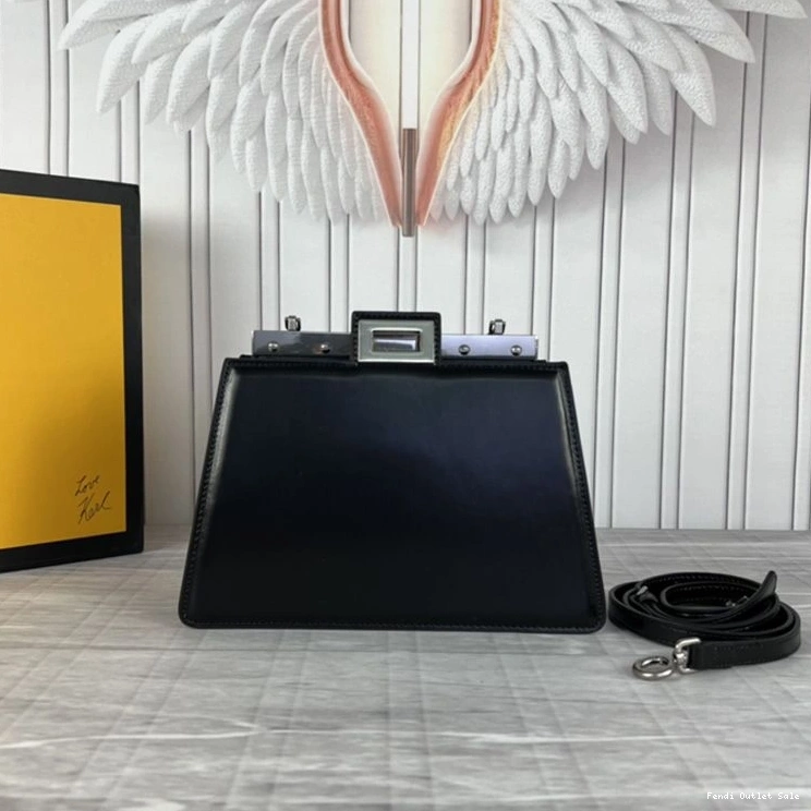 Affordable Cut Bag Peekaboo Mini Calf Black Fendi In Leather 0730